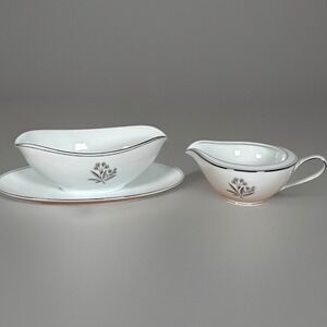 Noritake China Bessie 5786 Gravy Boat Attached Underplate Creamer Set Elegant
